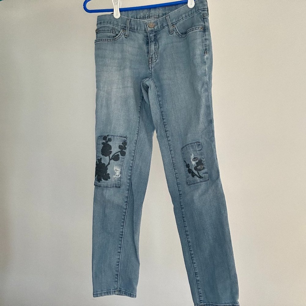 Eddie Bauer Slim Boyfriend Embroidered Patch Knee Jeans